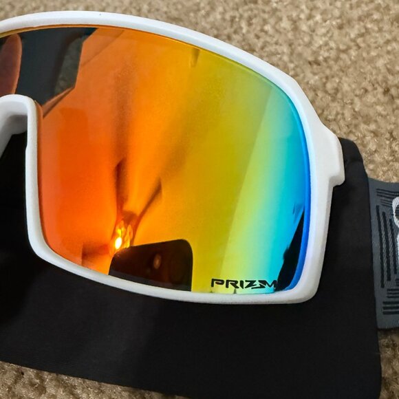 ✨NEW✨ ( OO9406 ) Oakley Sutro PRIZM POLARIZED Black-White Matte Frame - Picture 5 of 9